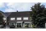 WuG-Haus mit etabliertem Friseursalon und bezugsfreier Wohneinheit zentral in Vorhelm! - Einfamilienhaus Ahlen Hilgenfeld | Angebot:26925938